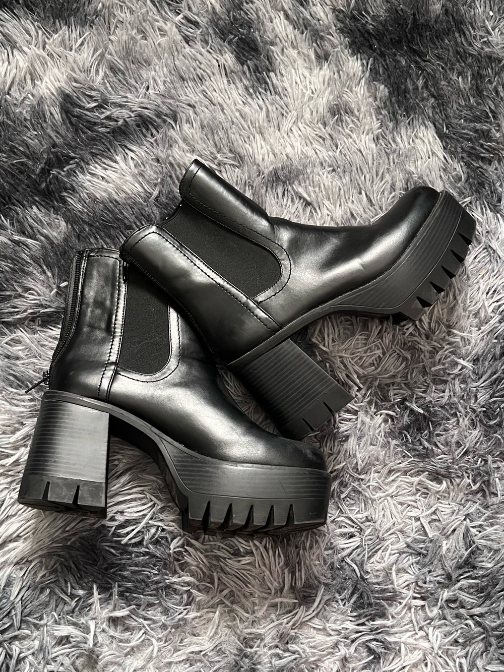 Madden Girl Gotcha Mega-Lug Platform Chelsea Booties